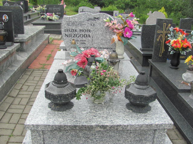 Grób Leszek  Niezgoda