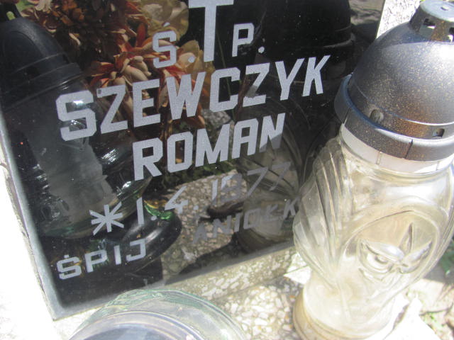 Grób Roman Szewczyk