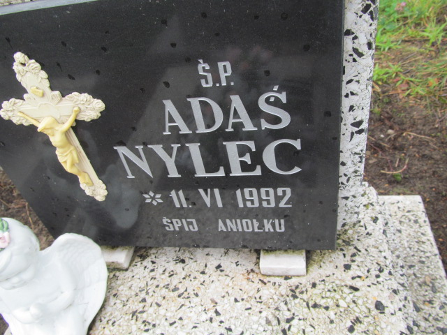 Grób Adam Nylec