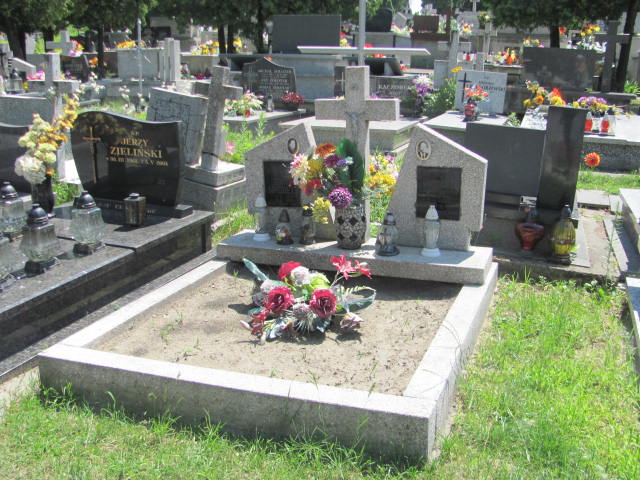 Janina Bystrek 1943 Dębica - Grobonet - Wyszukiwarka osób pochowanych