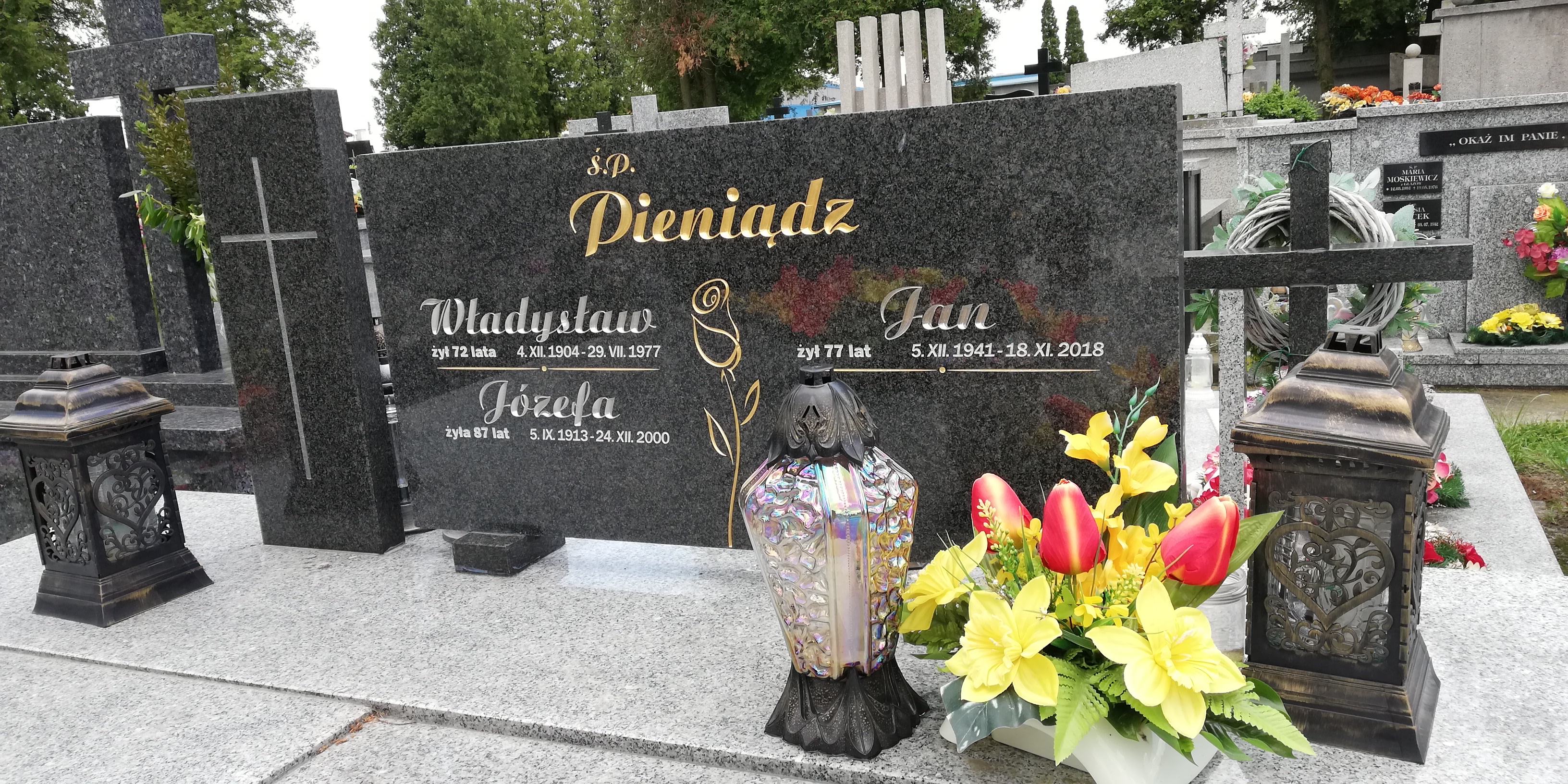 Józefa Pieniądz 1913 Dębica - Grobonet - Wyszukiwarka osób pochowanych