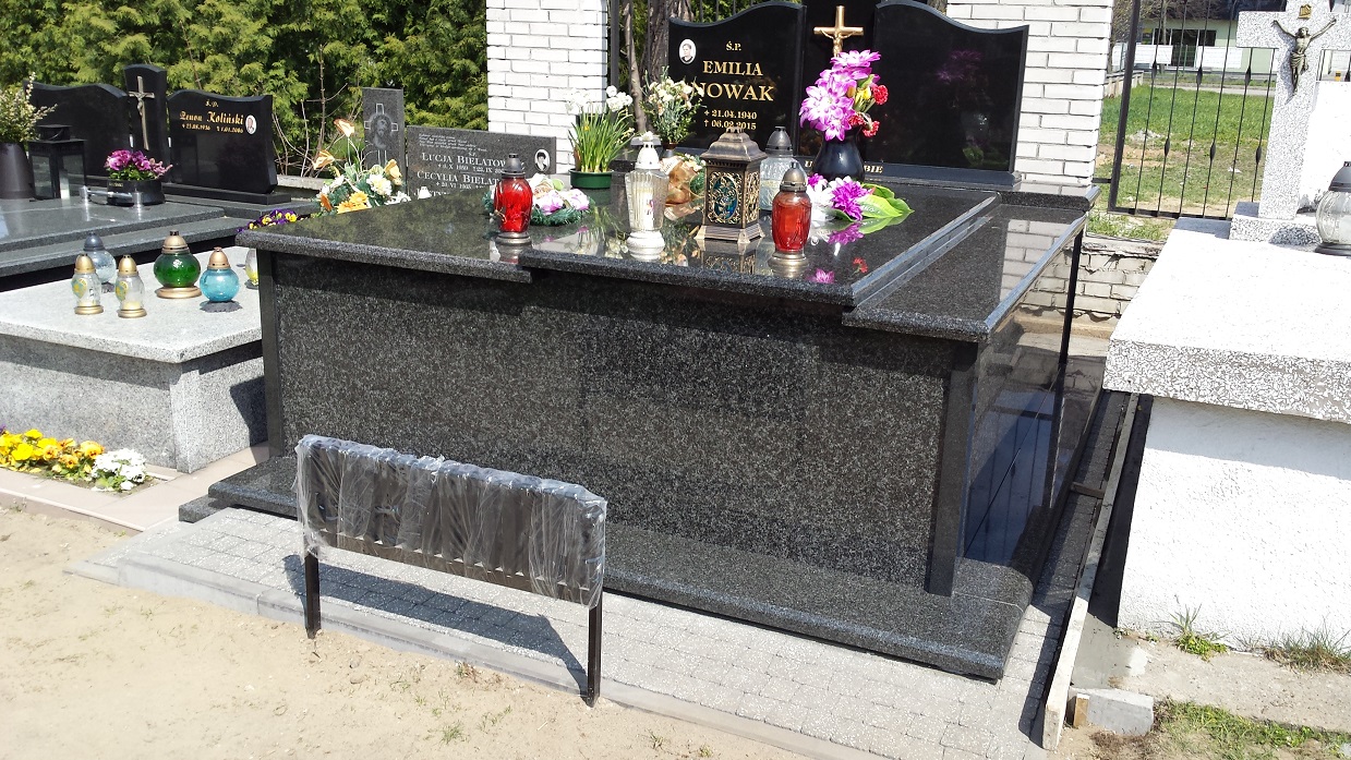 Emilia Nowak 1940 Dębica - Grobonet - Wyszukiwarka osób pochowanych