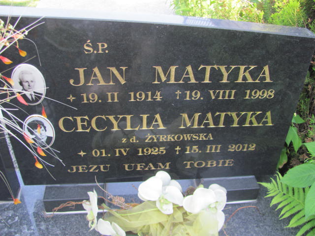 Grób Cecylia Matyka