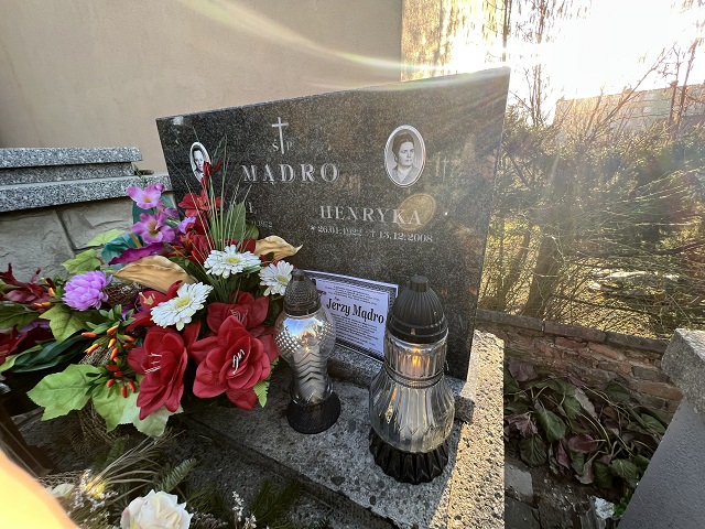 Grób Jerzy Mądro