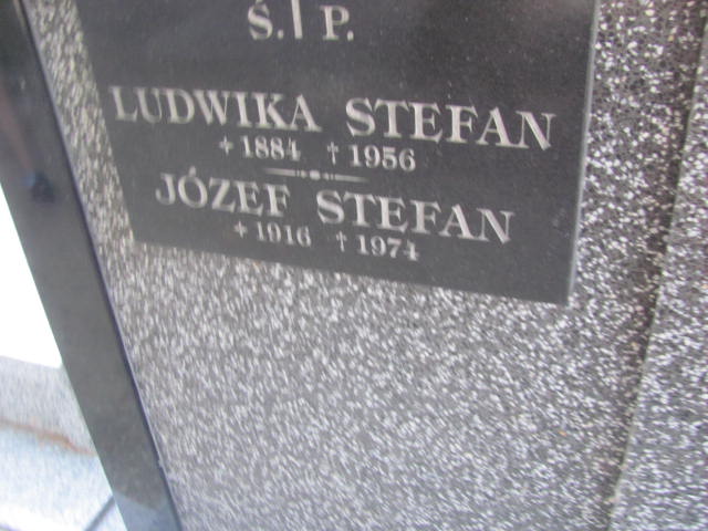 Helena Zybura-Tarnopolska 1914 Dębica - Grobonet - Wyszukiwarka osób pochowanych