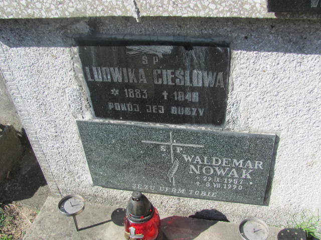 Krystyna Nowak 1937 Dębica - Grobonet - Wyszukiwarka osób pochowanych