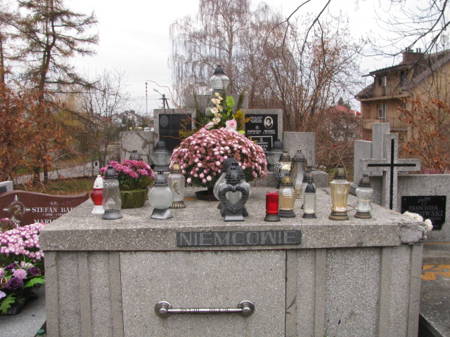 Franciszek Niemiec 1907 Dębica - Grobonet - Wyszukiwarka osób pochowanych