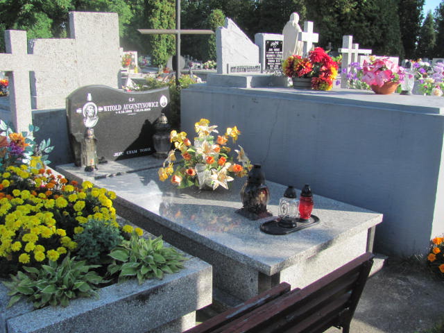 Grób Elżbieta Sobieszczańska-Augustynowicz