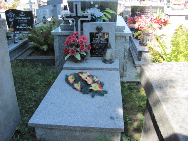 Grób Stanisław Sanecki
